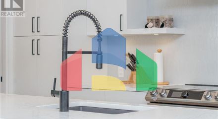 Residential - Single Family Home - Saltair, Canada - Canada