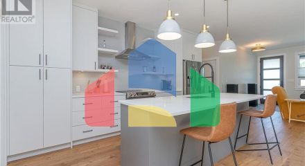 Residential - Single Family Home - Saltair, Canada - Canada