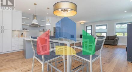 Residential - Single Family Home - Saltair, Canada - Canada