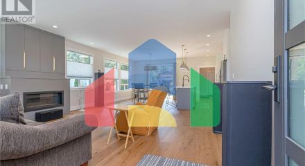 Residential - Single Family Home - Saltair, Canada - Canada