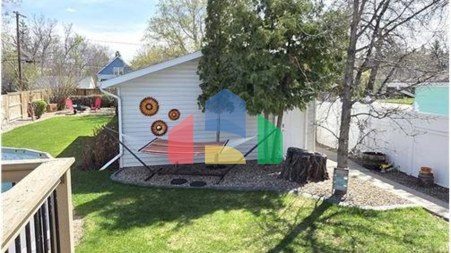 Residential - Single Family Home - Outlook, Canada - Canada