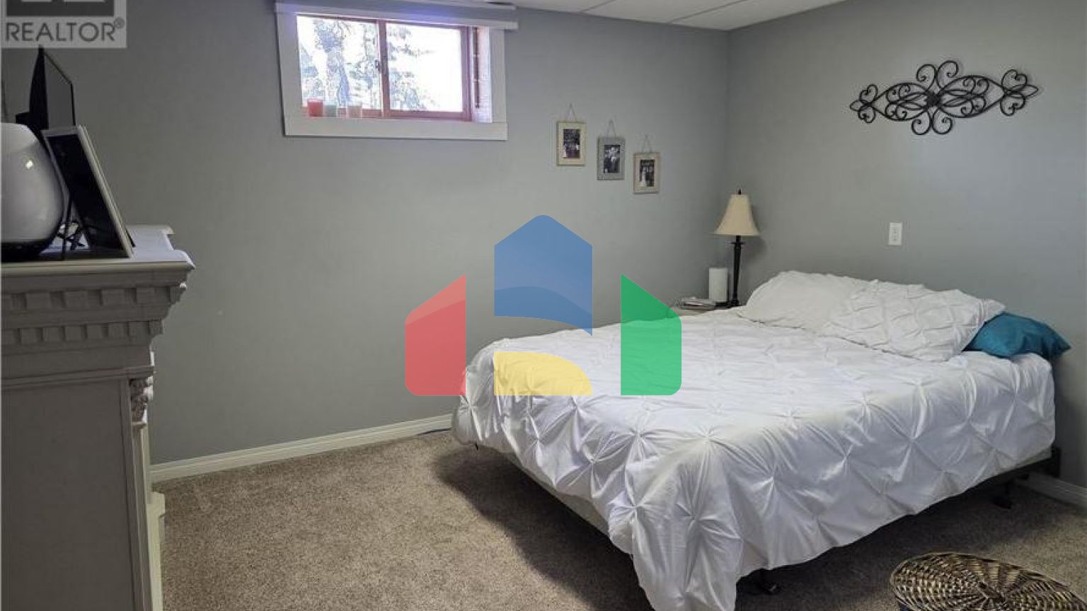 Residential - Single Family Home - Outlook, Canada - Canada