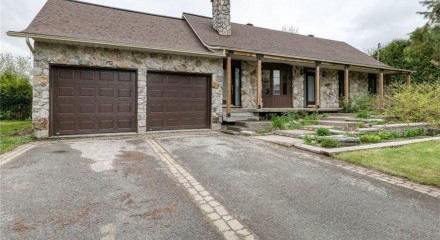 Residential - Two Level House - Le Gardeur, Canada - Canada