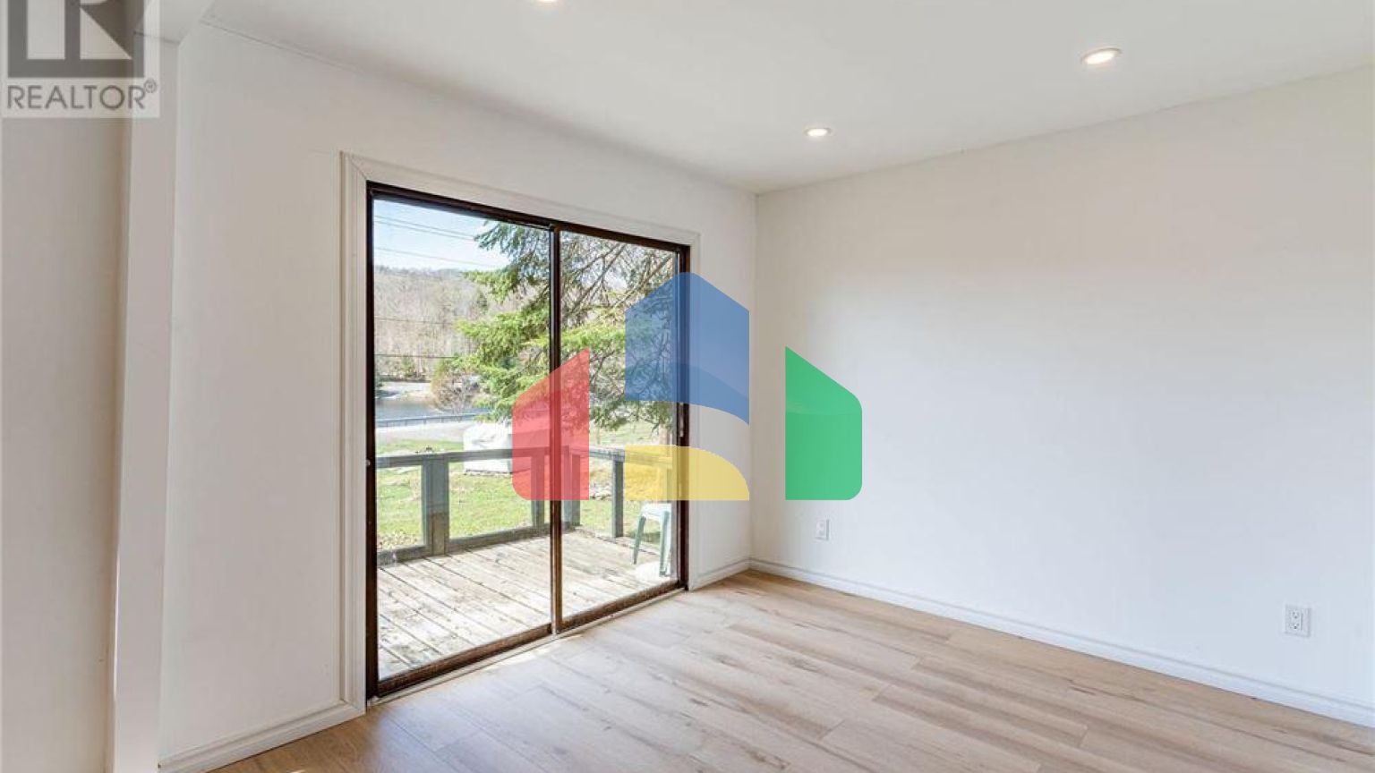 Residential - Single Family Home - Algonquin Highlands, Canada - Canada