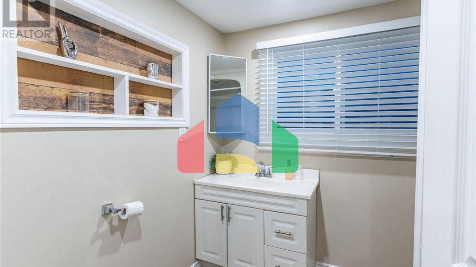 Residential - Single Family Home - Algonquin Highlands, Canada - Canada