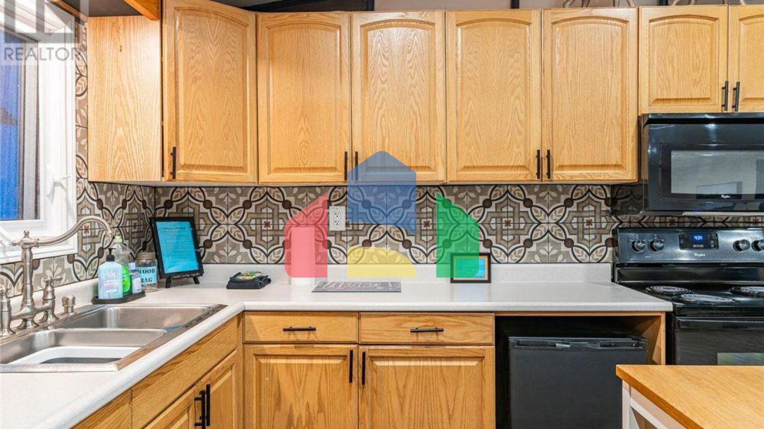 Residential - Single Family Home - Algonquin Highlands, Canada - Canada