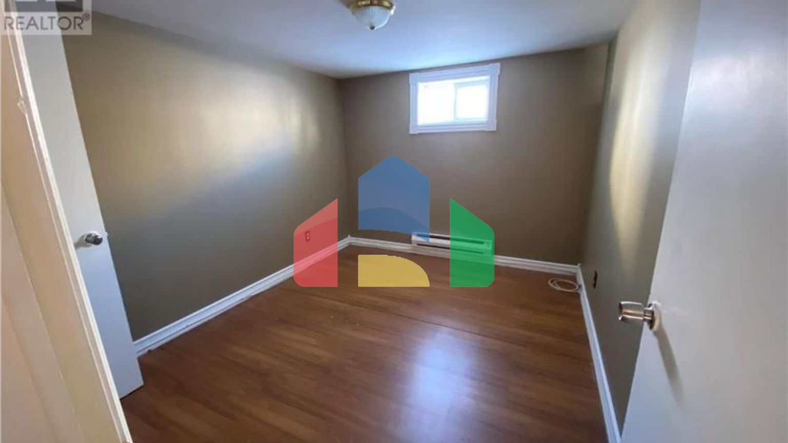 Residential - Single Family Home - Clarkes Beach, Canada - Canada