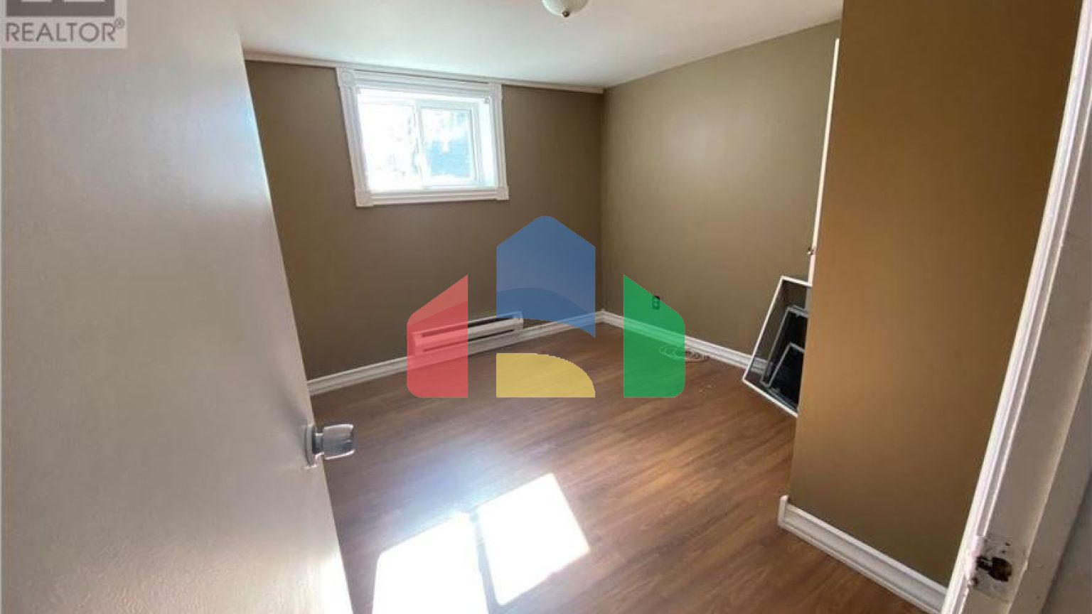 Residential - Single Family Home - Clarkes Beach, Canada - Canada