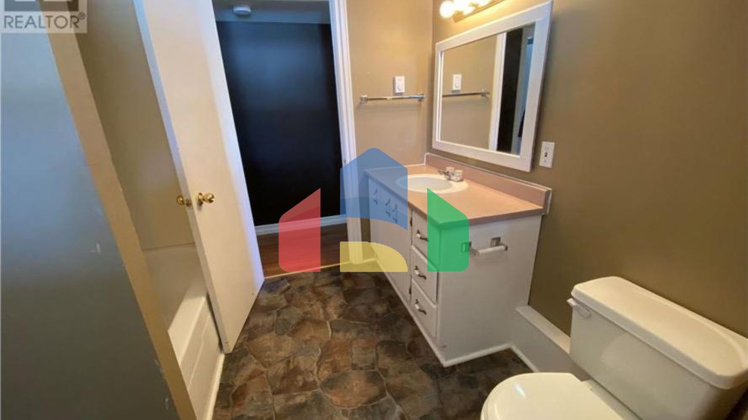 Residential - Single Family Home - Clarkes Beach, Canada - Canada