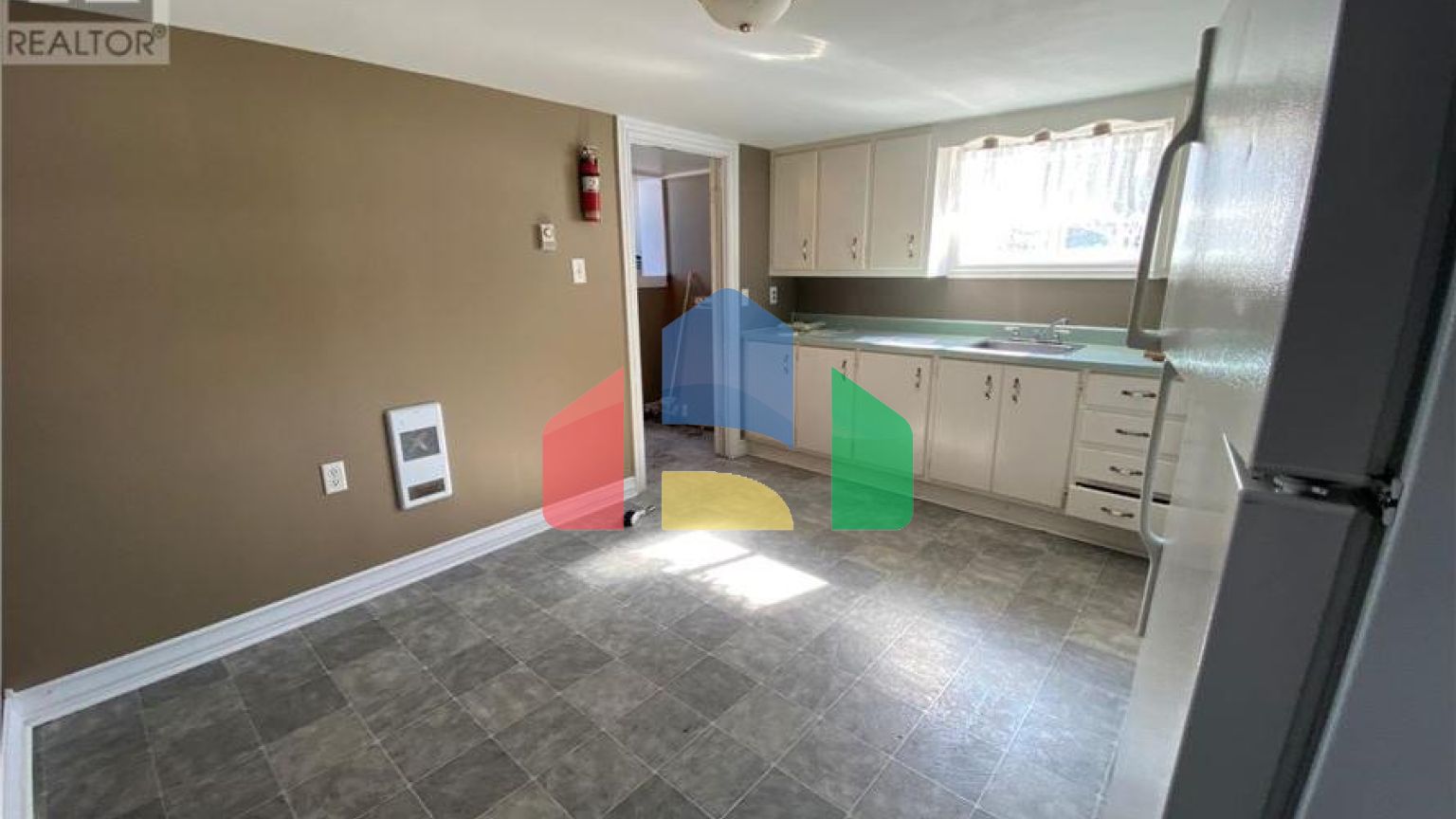 Residential - Single Family Home - Clarkes Beach, Canada - Canada