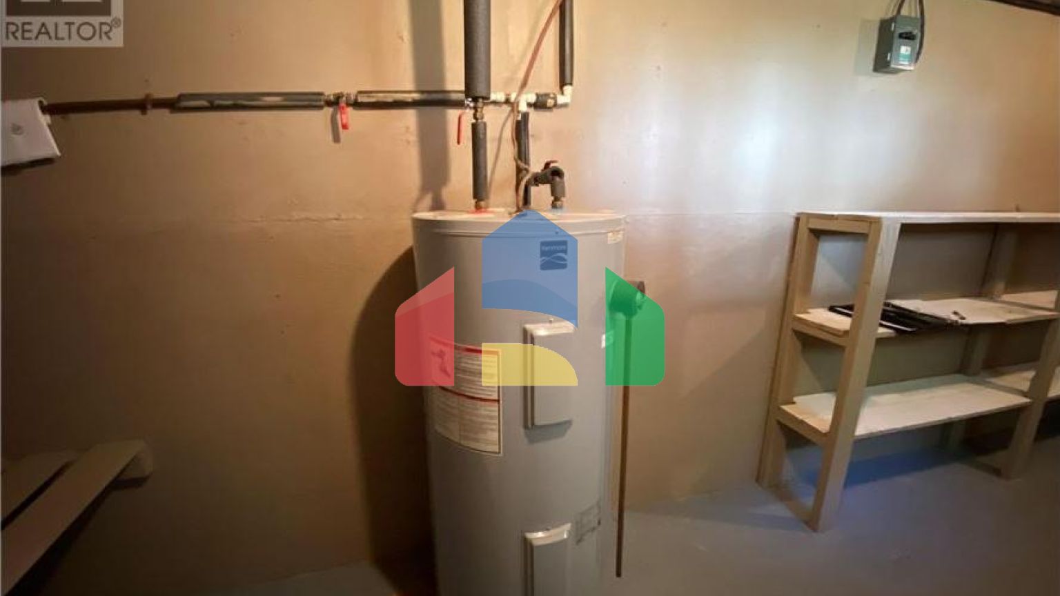 Residential - Single Family Home - Clarkes Beach, Canada - Canada