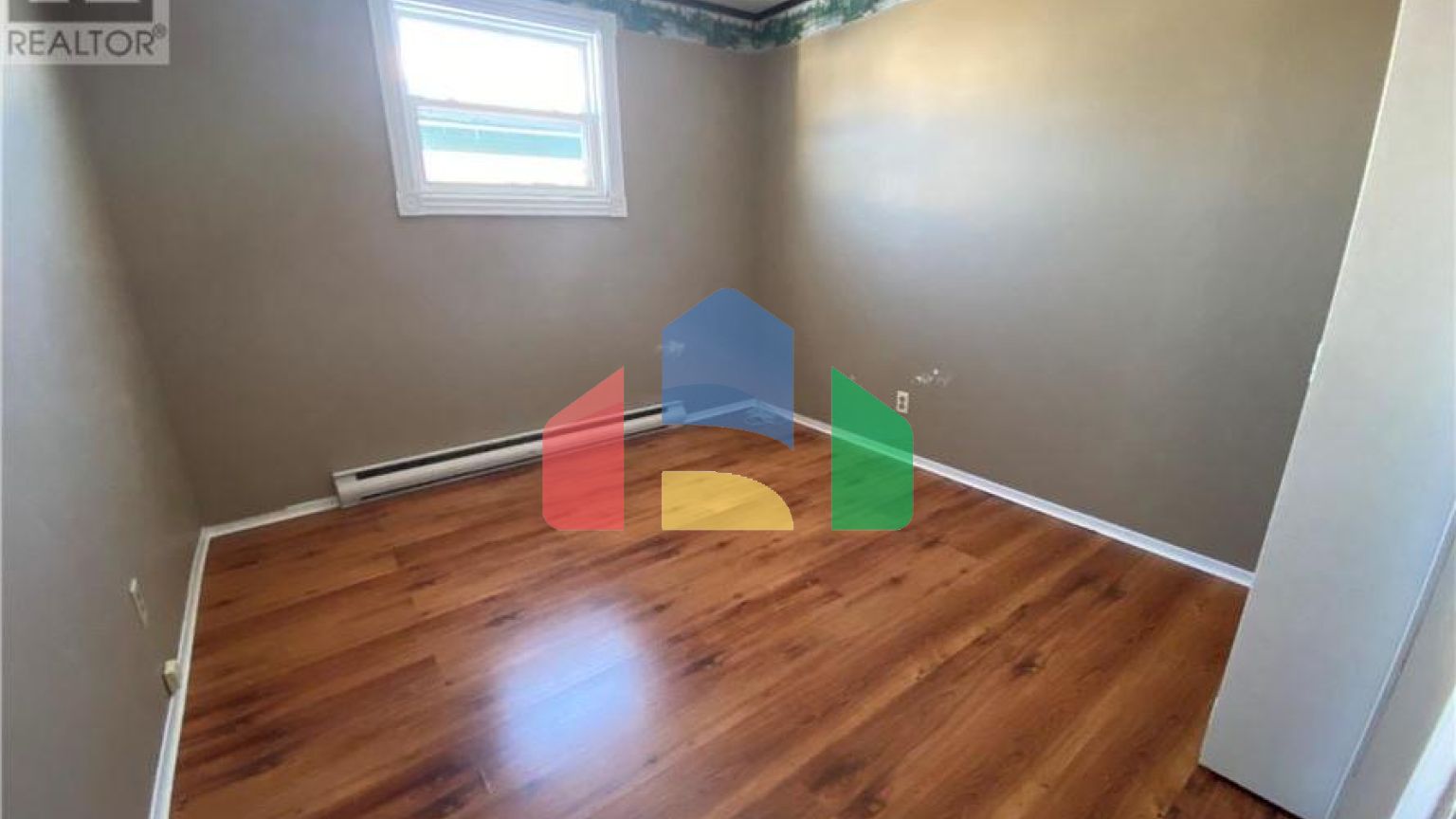 Residential - Single Family Home - Clarkes Beach, Canada - Canada