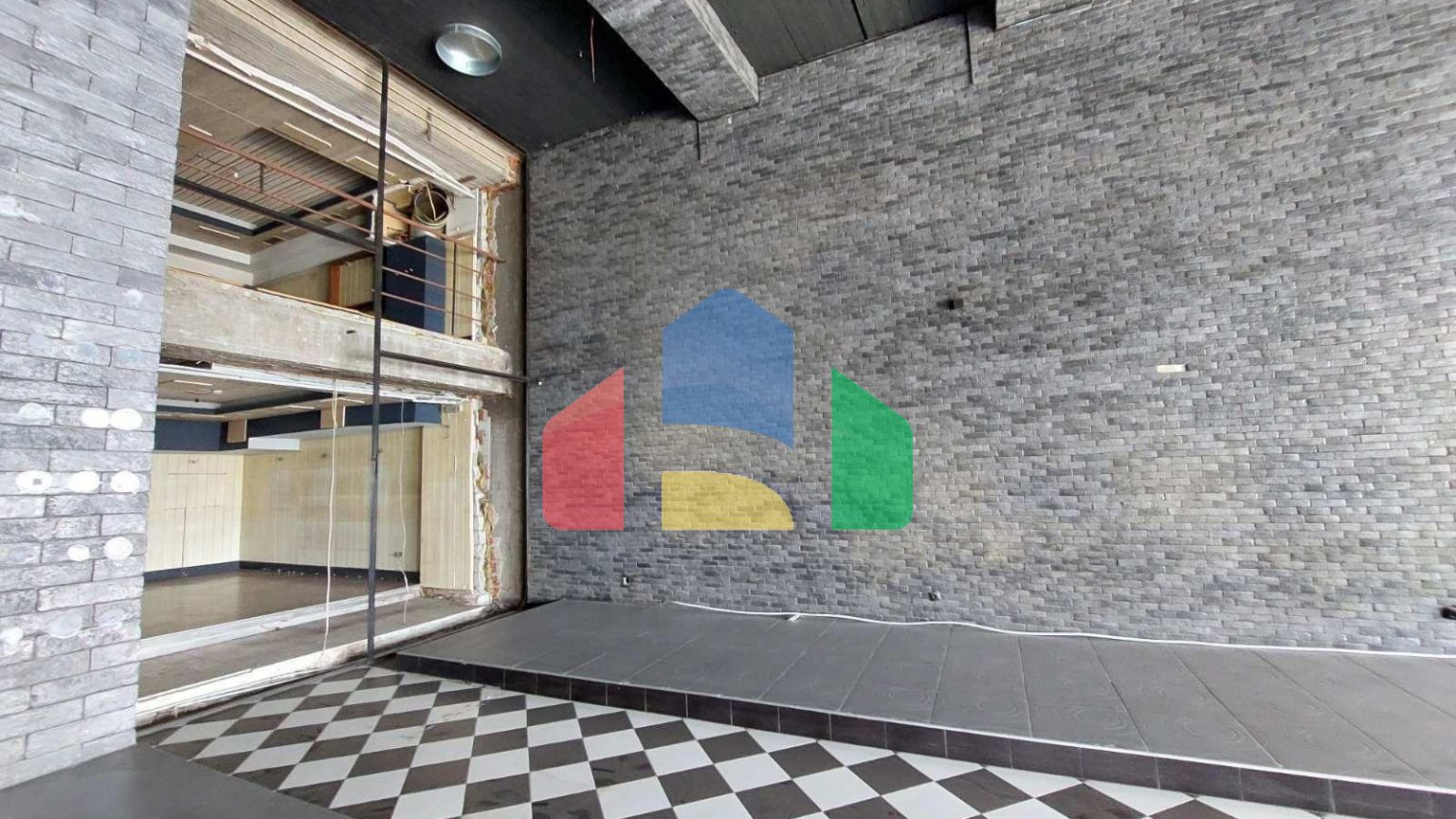 Продаж - Комерційна нерухомість 405 m² в Салоніках