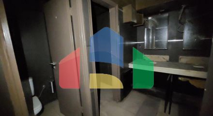 Продаж - Комерційна нерухомість 405 m² в Салоніках