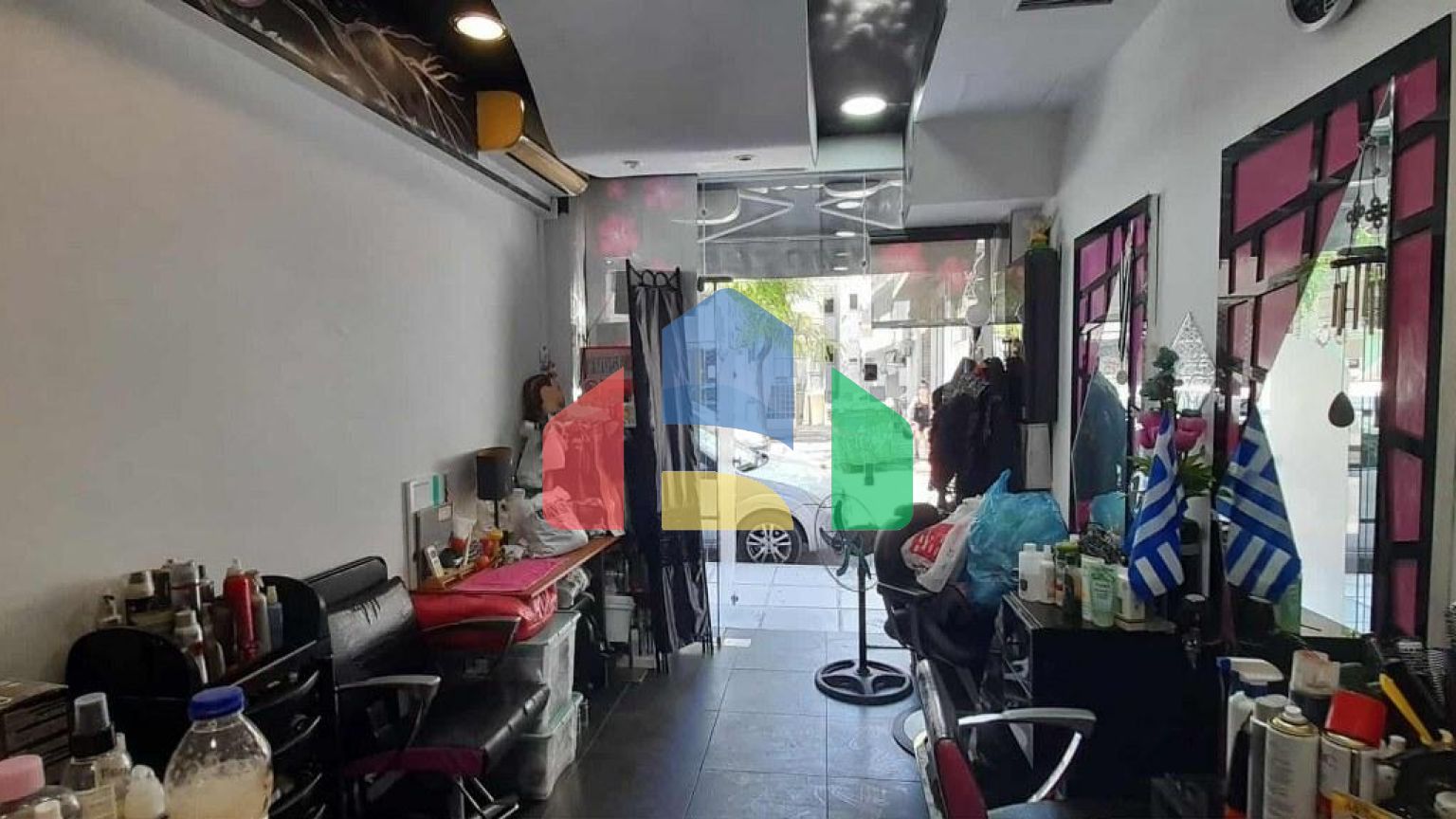 Продаж - Комерційна нерухомість 20 m² в Салоніках