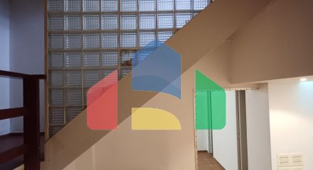 Продаж - Комерційна нерухомість 193 m² в Салоніках