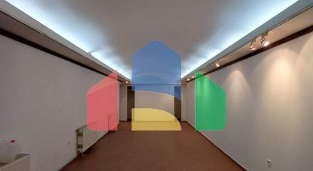 Продаж - Комерційна нерухомість 193 m² в Салоніках