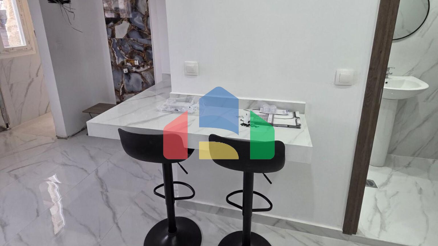 Продажа - Здание 360 m² в Салониках