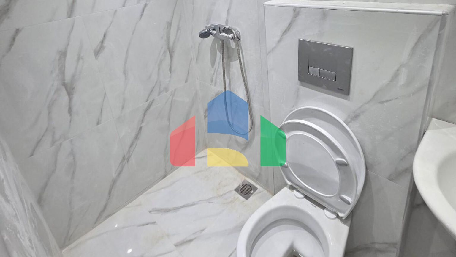 Продажа - Здание 360 m² в Салониках