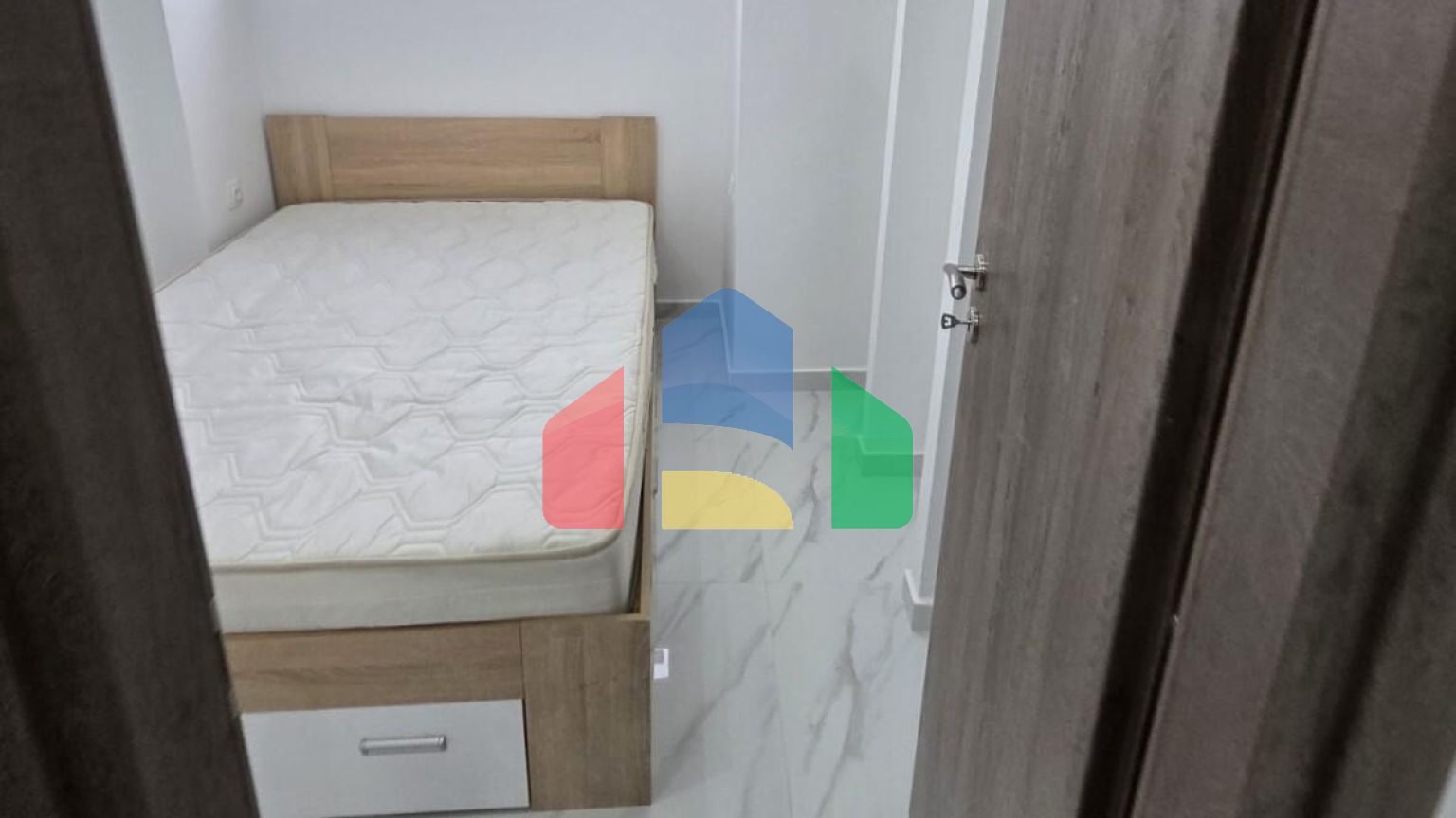 Продажа - Здание 360 m² в Салониках