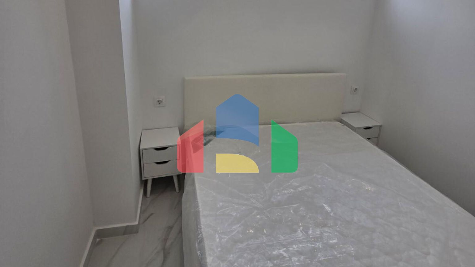 Продажа - Здание 360 m² в Салониках