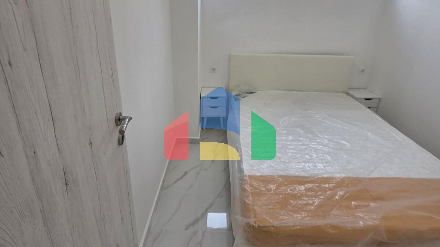 Продажа - Здание 360 m² в Салониках