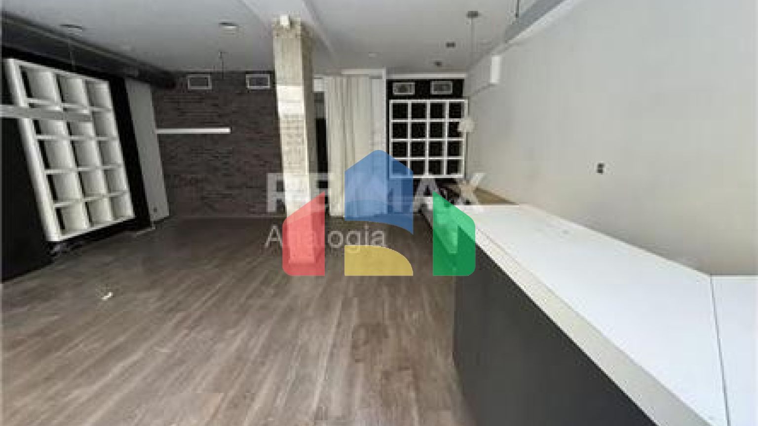 Commercial - Shop Single Tenant - Kalamarias, Thessaloniki - Greece