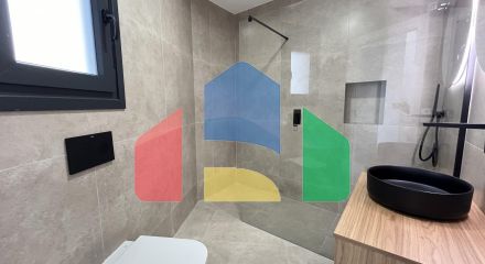 Новая вилла с частным бассейном, готовая к заселению, всего в 500 м от пляжа