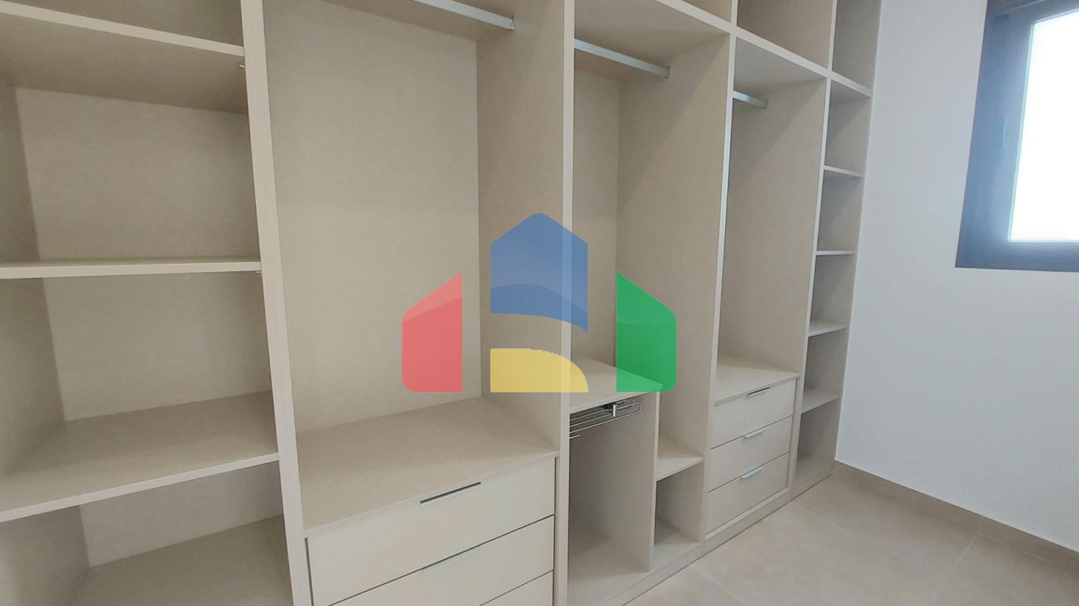 НОВЫЕ ВИЛЛЫ В САН-ПЕДРО-ДЕЛЬ-ПИНАТАР