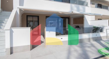 Комплекс бунгал в Сан Педро Дель Пинатар (Мурсия)