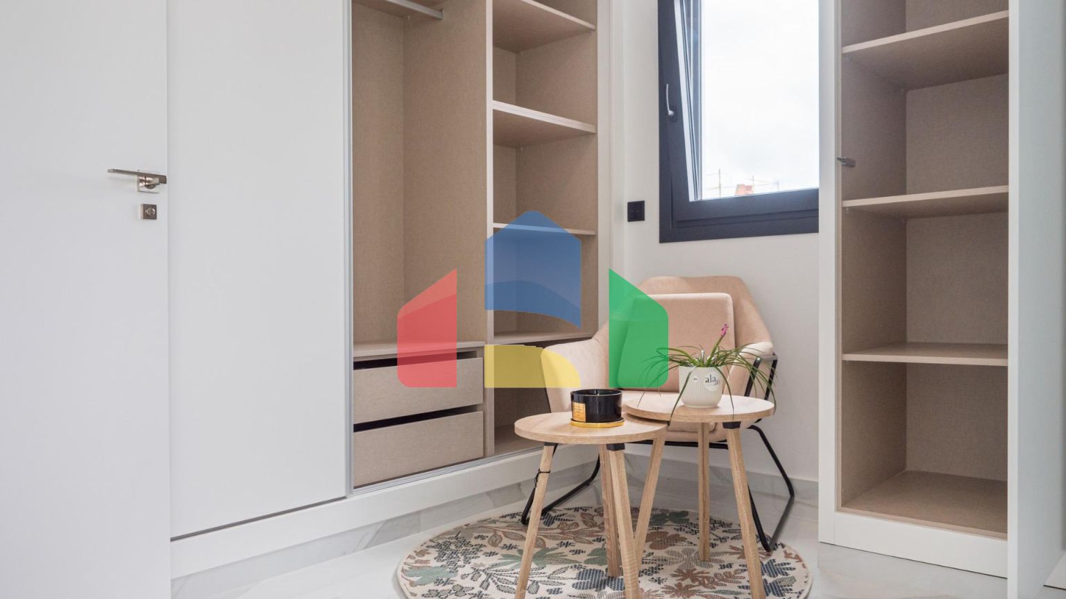 Современные виллы новой постройки на продажу в Сан-Педро-дель-Пинатар