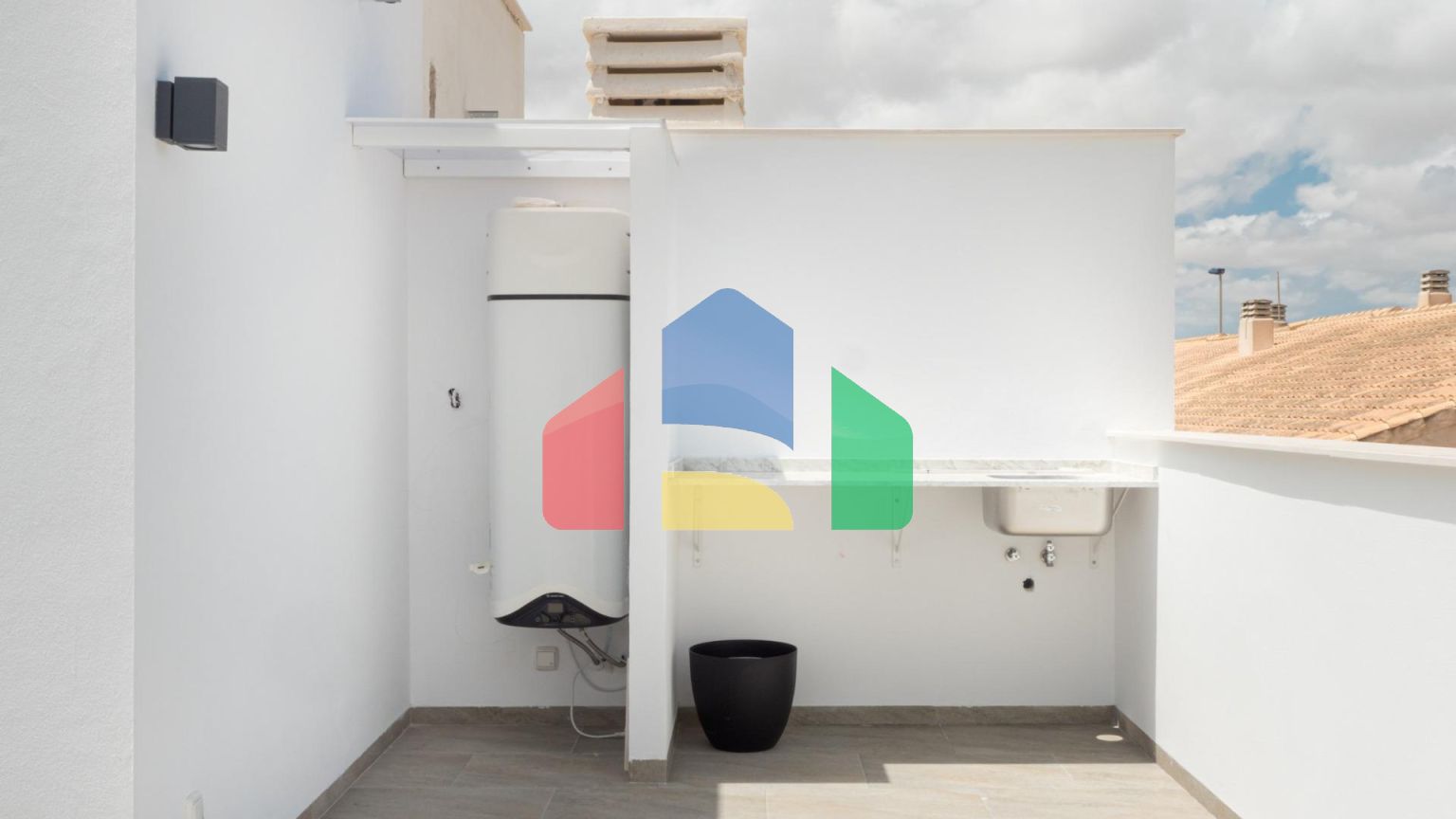 Современные виллы новой постройки на продажу в Сан-Педро-дель-Пинатар