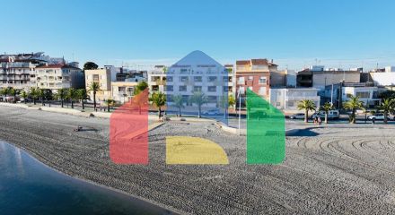 Комплекс из 21 квартиры и пентхаусов, в Сан Педро дель Пинатар (Мурсия), расположен на берегу моря