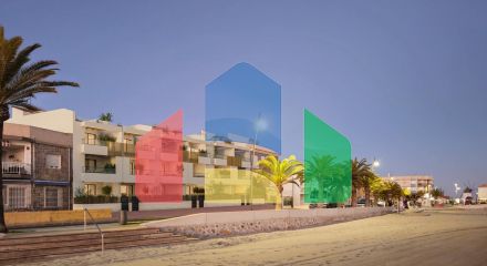 Комплекс из 21 квартиры и пентхаусов, в Сан Педро дель Пинатар (Мурсия), расположен на берегу моря