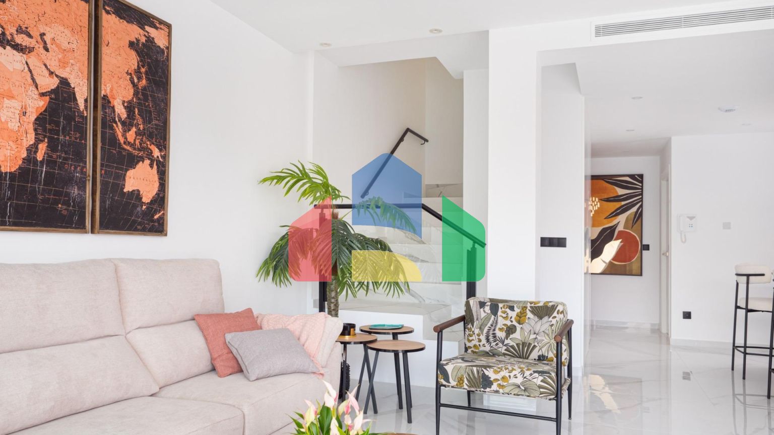 Современные виллы новой постройки на продажу в Сан-Педро-дель-Пинатар