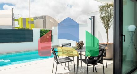 Современные виллы новой постройки на продажу в Сан-Педро-дель-Пинатар