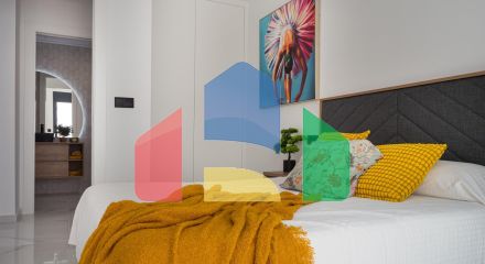 Современные виллы новой постройки на продажу в Сан-Педро-дель-Пинатар