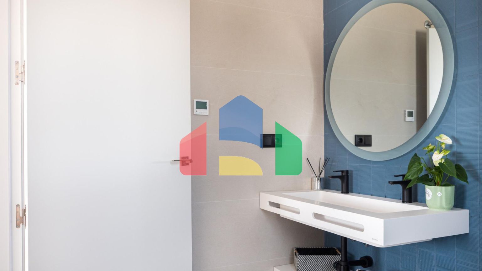 Современные виллы новой постройки на продажу в Сан-Педро-дель-Пинатар