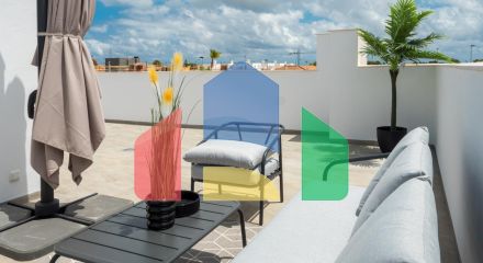 Современные виллы новой постройки на продажу в Сан-Педро-дель-Пинатар