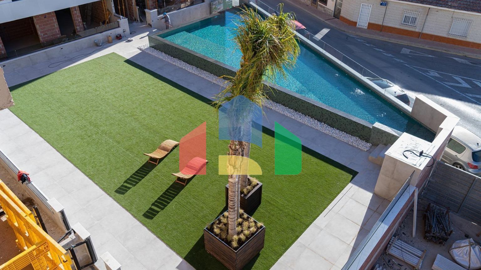 НОВЫЙ ЖИЛОЙ КОМПЛЕКС В САН-ПЕДРО-ДЕЛЬ-ПИНАТАР