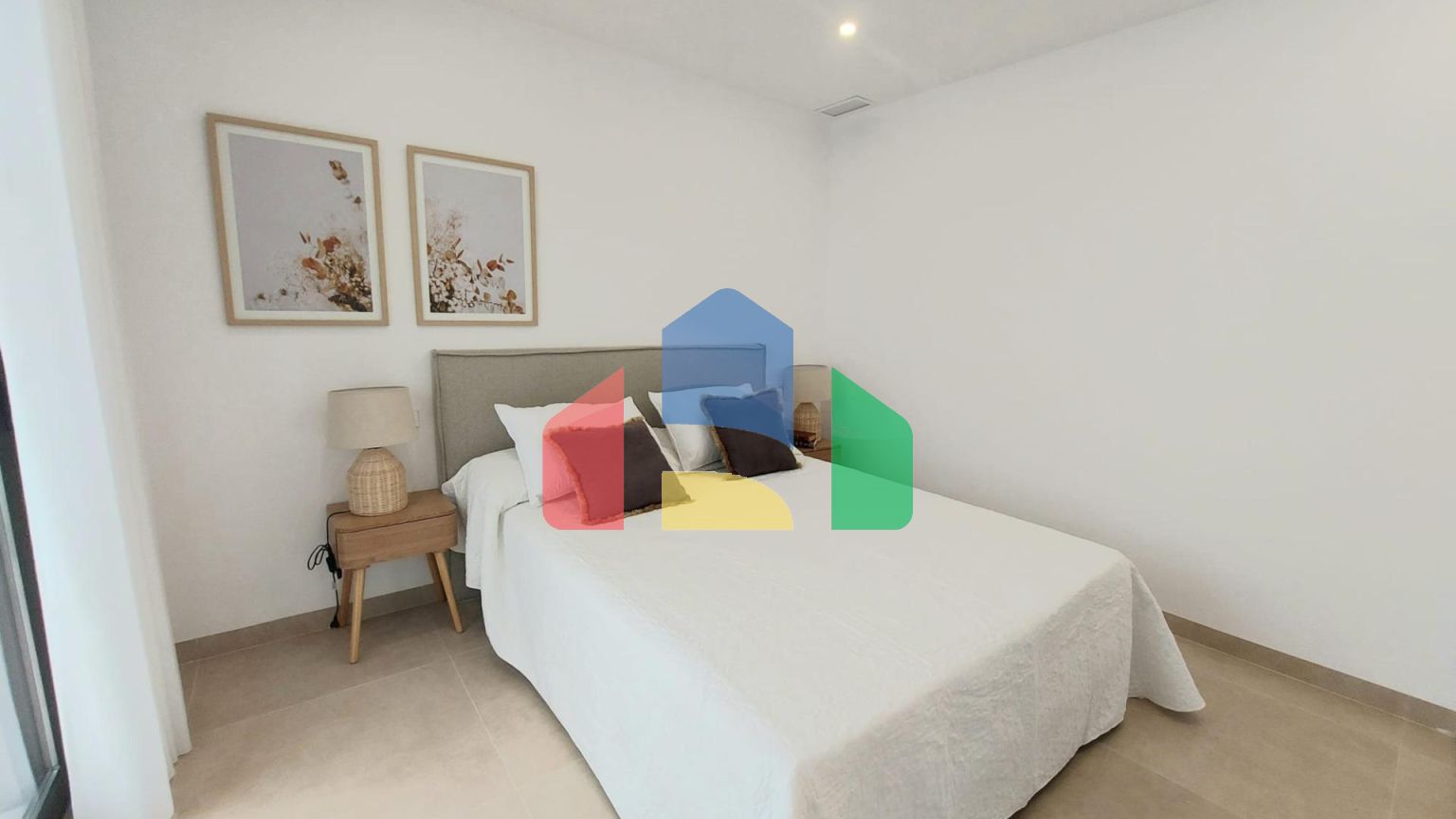 НОВЫЕ ВИЛЛЫ В САН-ПЕДРО-ДЕЛЬ-ПИНАТАР