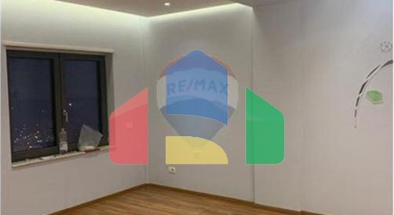 Residential - Condo/Apartment - Sheshi Karl Topia, Tiranë - AL