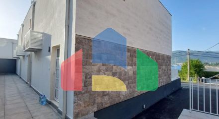 Современные таунхаусы, расположенные в красивом месте – полуострове Луштица. Современные таунхаусы, расположенные в красивом месте – полуострове Луштица.