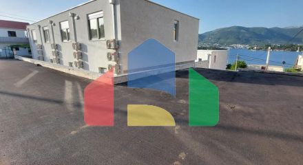 Современные таунхаусы, расположенные в красивом месте – полуострове Луштица. Современные таунхаусы, расположенные в красивом месте – полуострове Луштица.