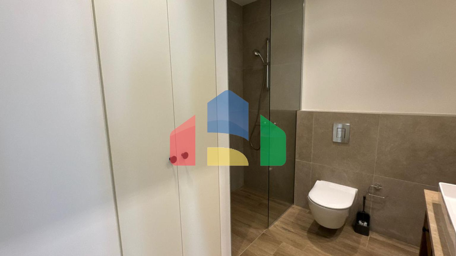 Предлагается к продаже однокомнатная квартира на Луштице Централе, Тиват.