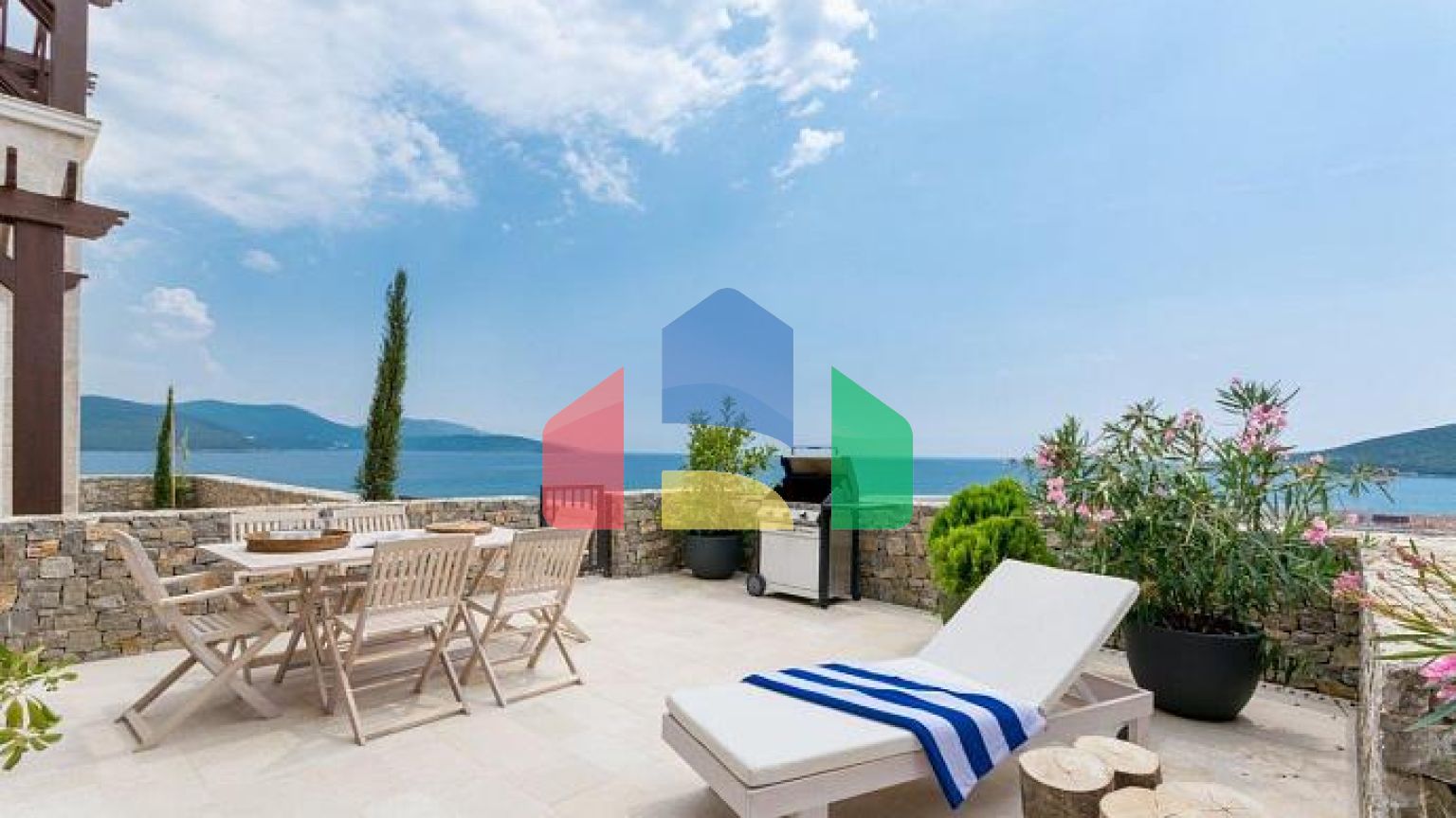 Квартиры класса люкс на полуострове Луштица