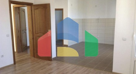 Просторный дом с апартаментами и видом на море