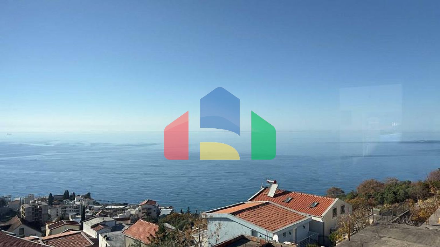 Квартиры с панорамным видом на море в Добре Воде