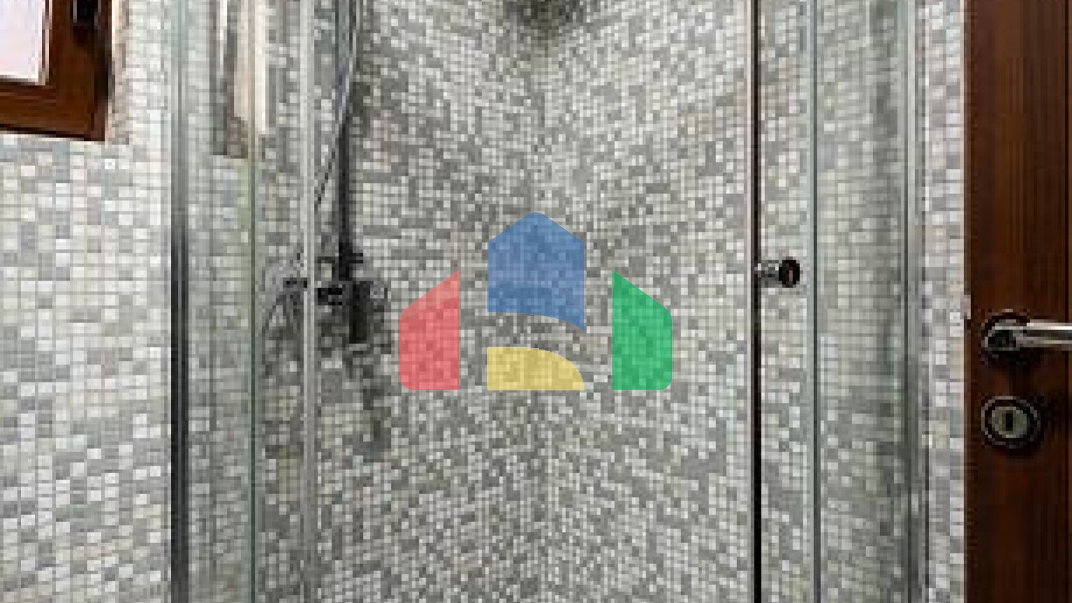 Современная вилла в комплексе с бассейном