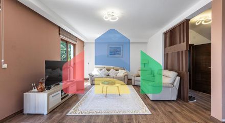 Современная вилла в комплексе с бассейном